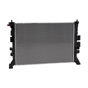 Auto parts cooling system radiators for BENZ A/B CLASS W176 W246 MT 2465001203